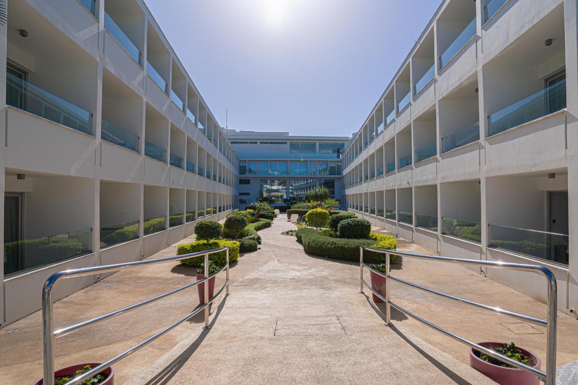 Nicholas Color Hotel Ayia Napa Exterior foto
